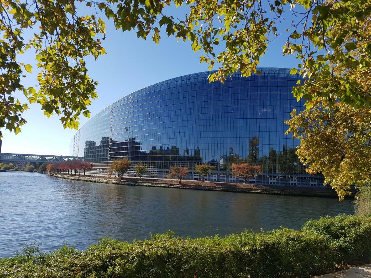 L'Eurosebastopol Strasbourg Luaran gambar
